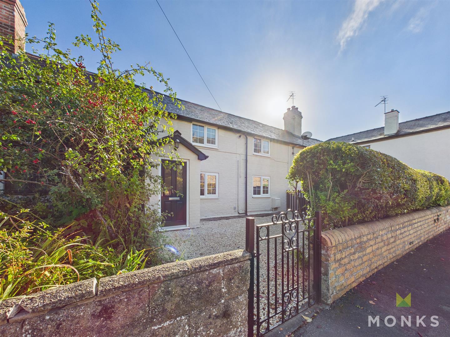 8 Upper Chirk Bank, Wrexham, LL14 5EA Let Agreed